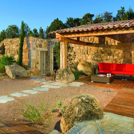 Relax And Reconnect In Porto-Vecchio. Villa With Pool For 10 Villa